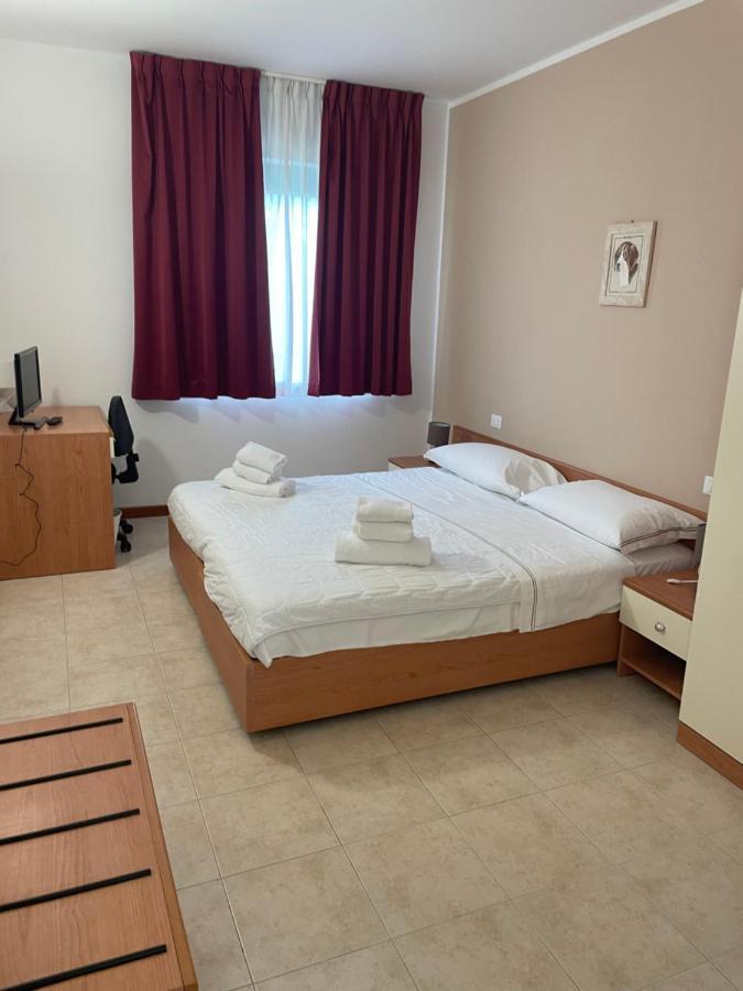 Sportland Hotel Colle di Val d'Elsa Exterior photo